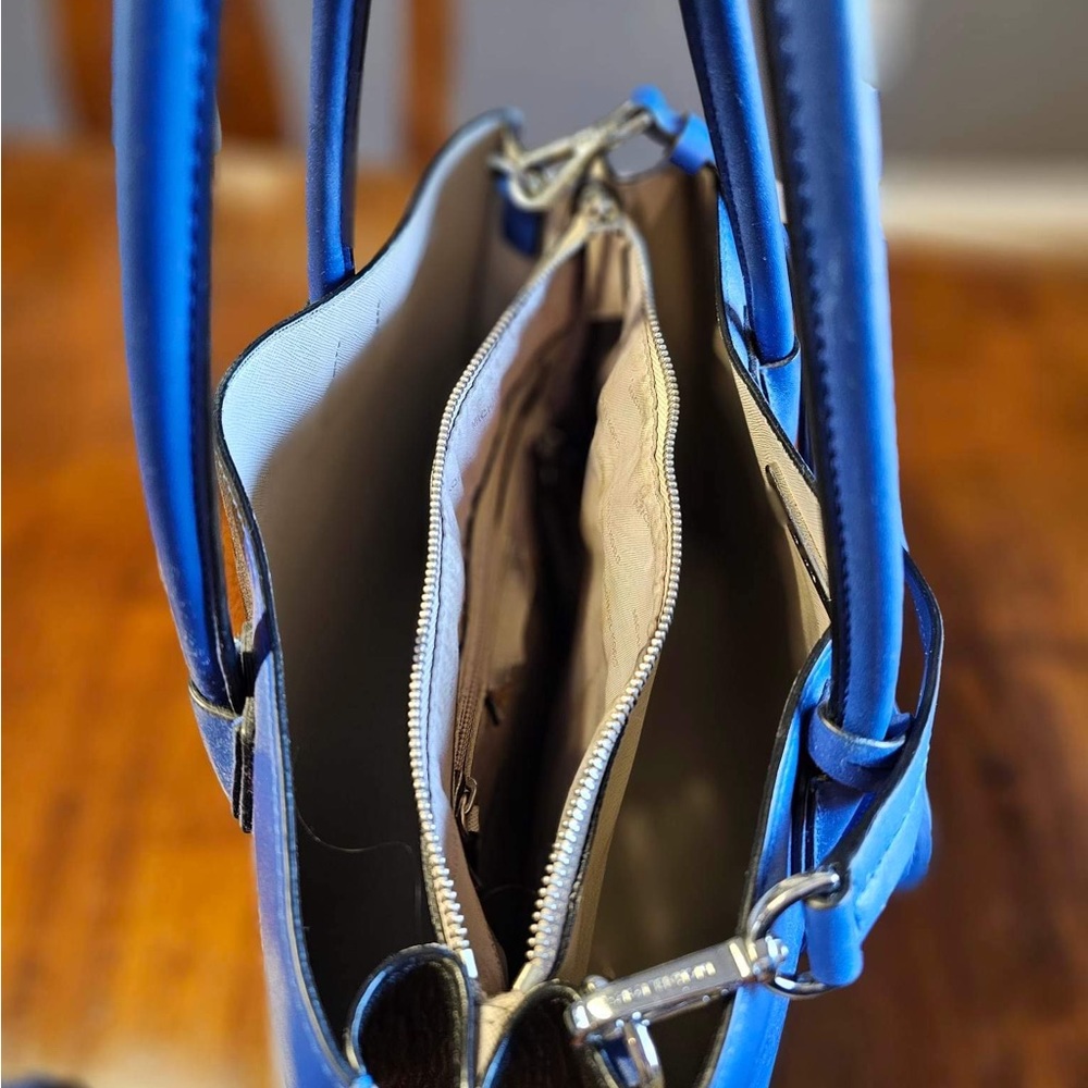 Authentic Michael Kors Structured Handbag And Clu… - image 4